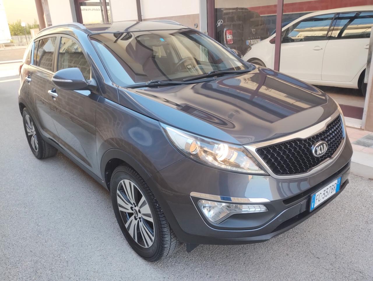 Kia Sportage 1.7 CRDI 2WD high tech . Autocarro N1