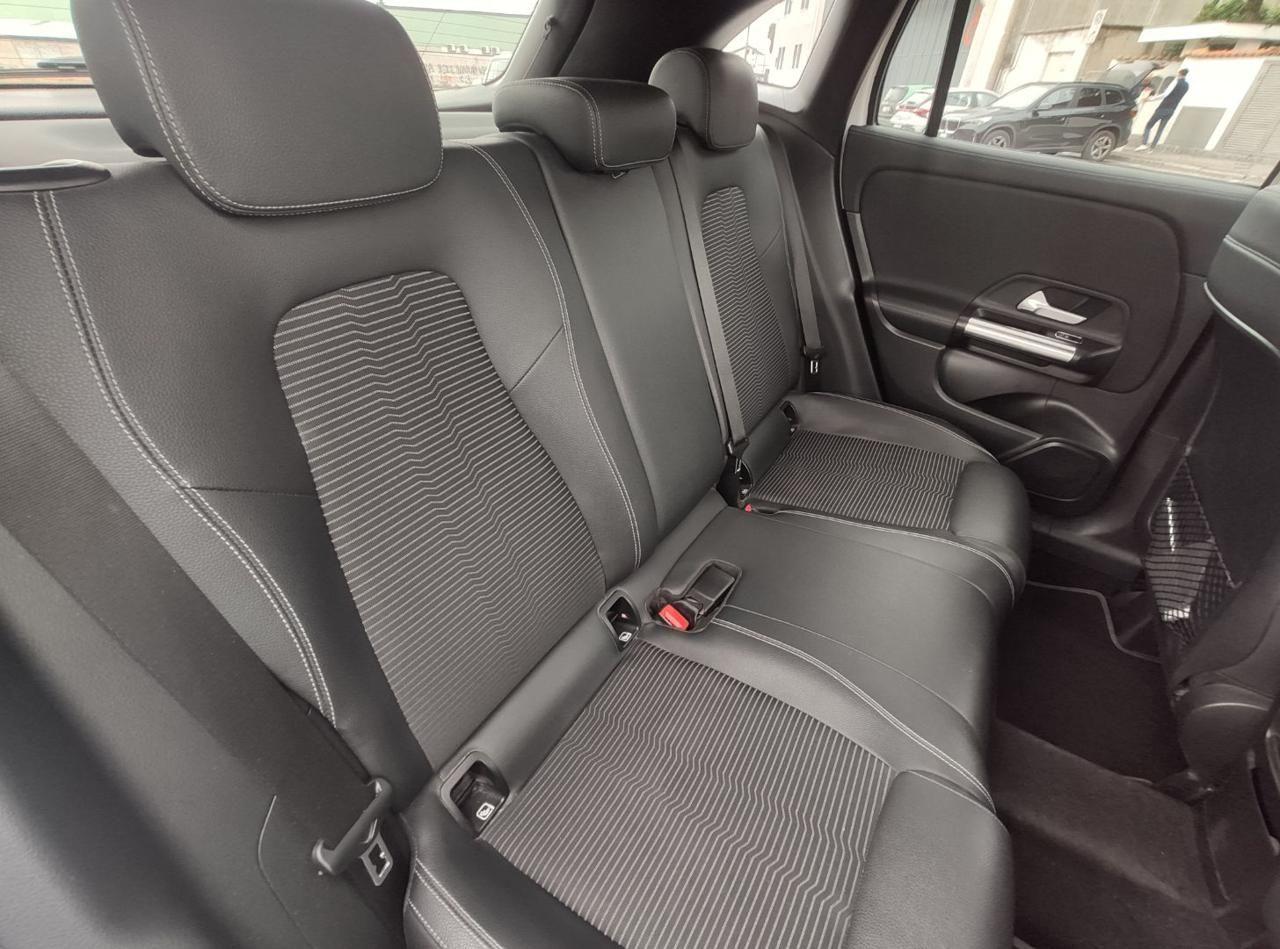 MERCEDES-BENZ GLA 200 Automatic Sport Plus