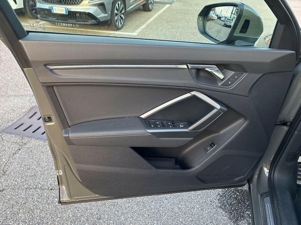 Audi Q3 35 2.0 TDI S line Edition S tronic