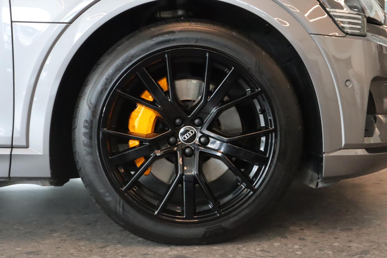 Audi e-tron Etron 55 QUATTRO S-LINE BLACKLINE MATRIX 360° 21"