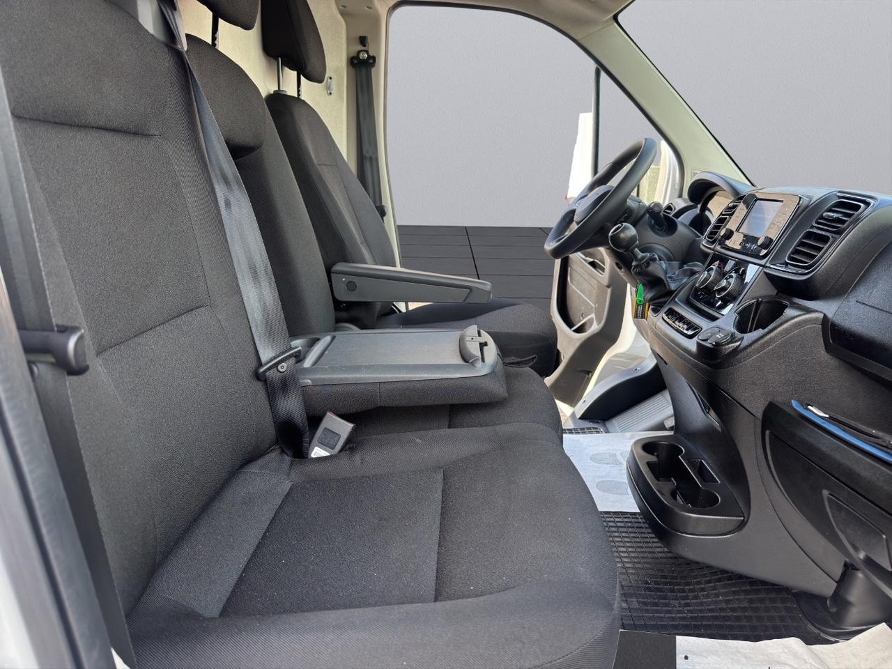 Peugeot Boxer 2.2 BHDi 140C-CRUISE(PM-TM-L2H2)SENSORI-TELECAMERA