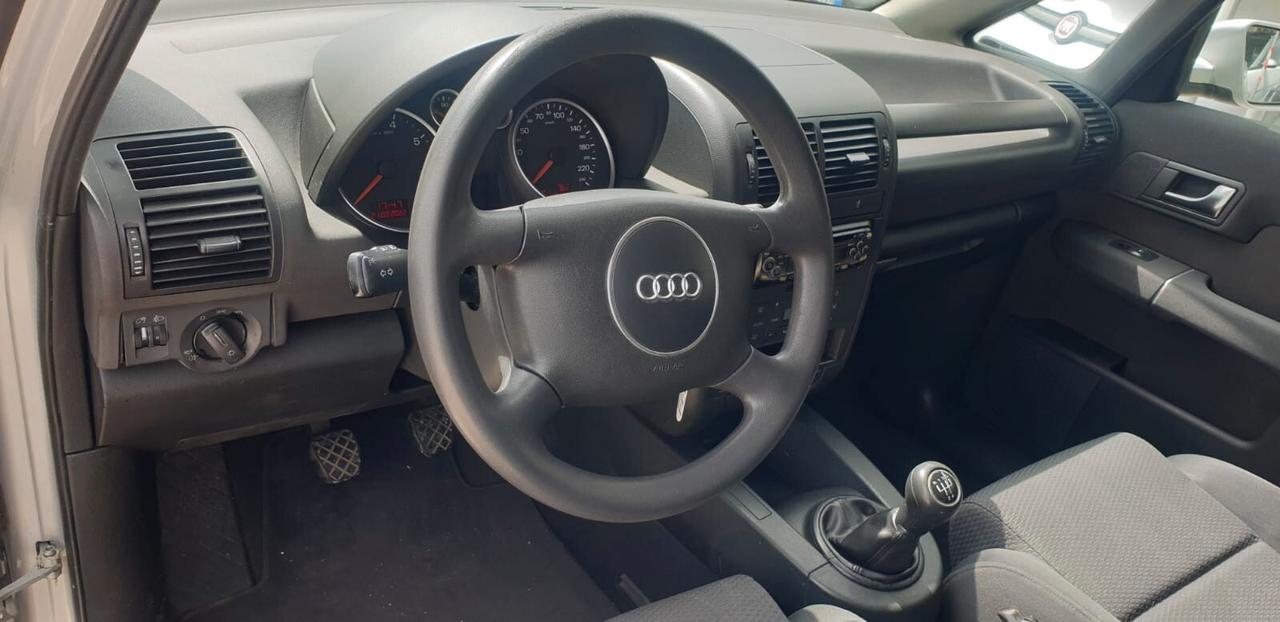 Audi A2 1.4 16V Comfort