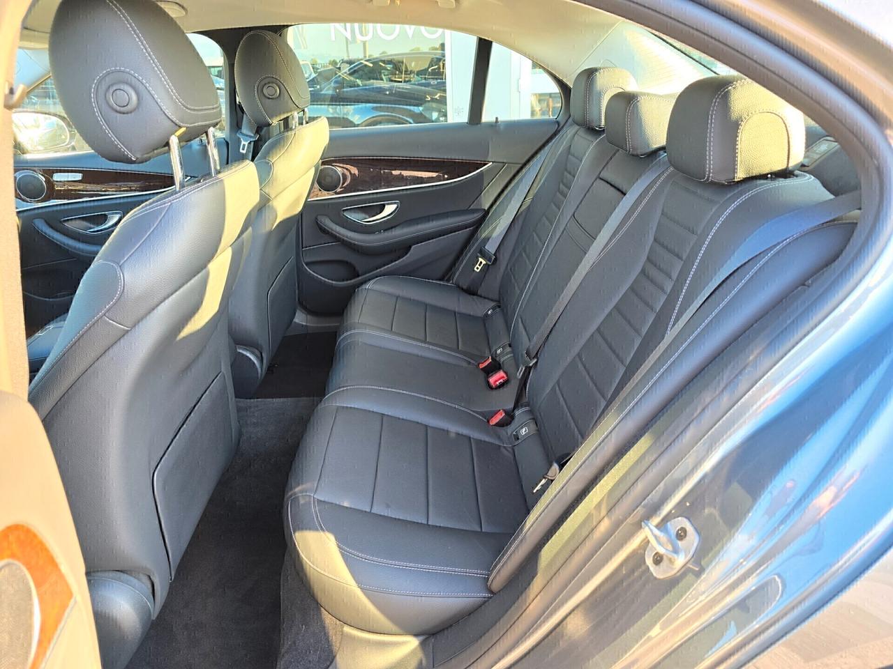 Mercedes E 220 d 4M. Auto Business Sport