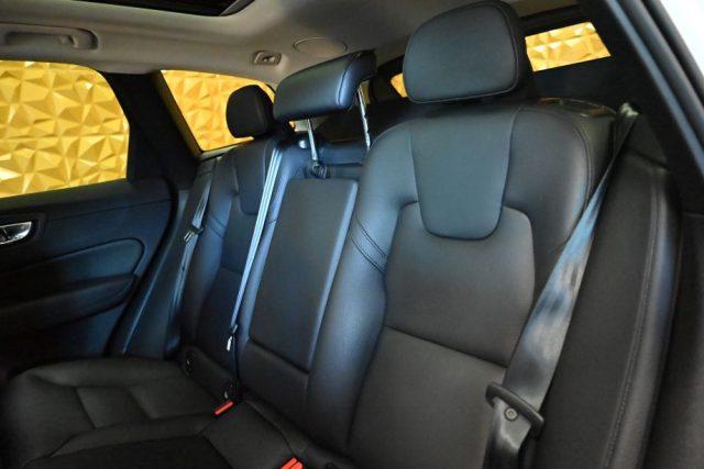 VOLVO XC60 2.0 B4 INSCRIPTION AWD AUTO TETTO 20"CAM STRAFULL!