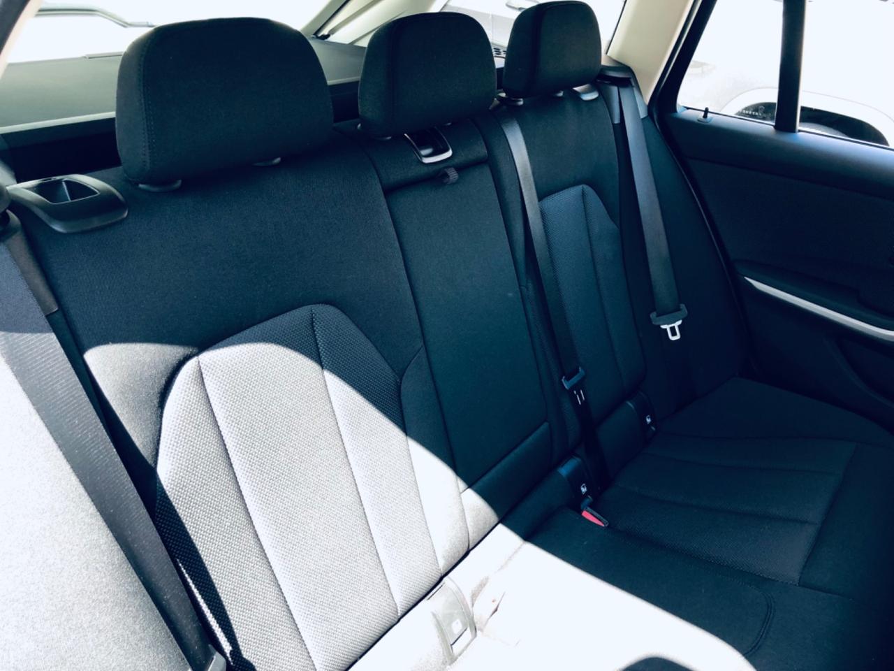 Bmw 318 d hybrid 48V Touring Lounge Business
