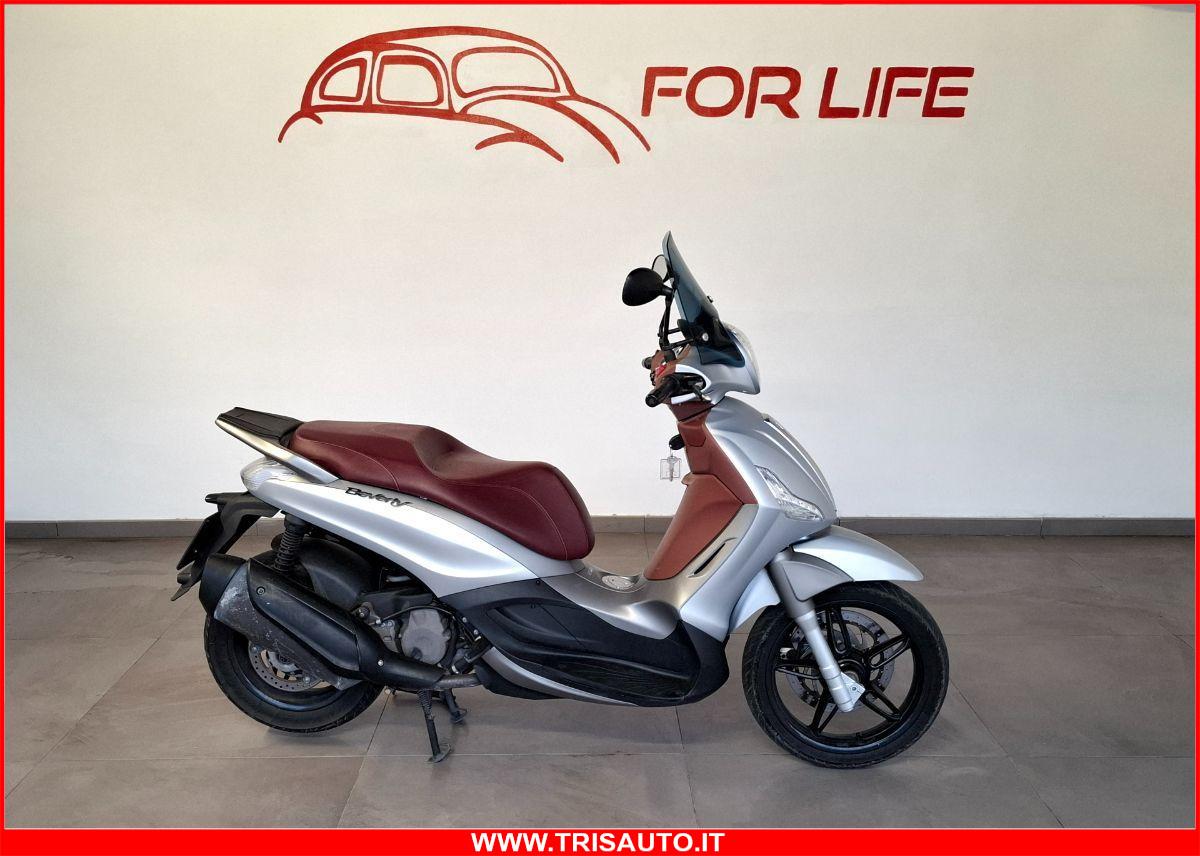 Piaggio Beverly 350 SportTouring