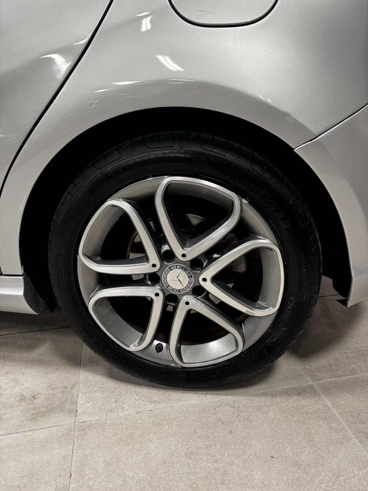 MERCEDES A 180CDI AUTOMATICA SPORT PLUS