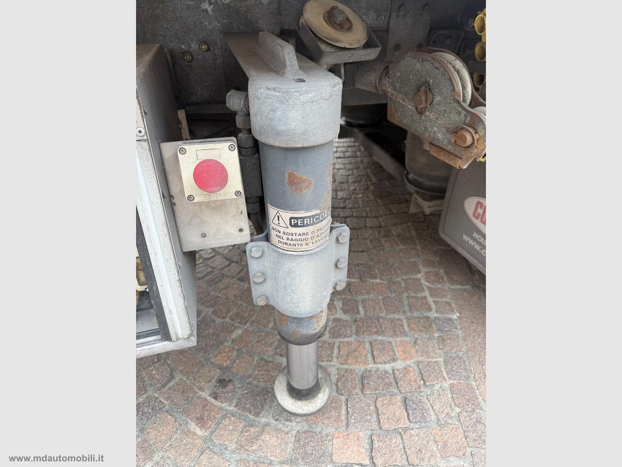 MIDLUM 150DCI CARRO ATTREZZI COMEAR SEA 200 PATENTE C