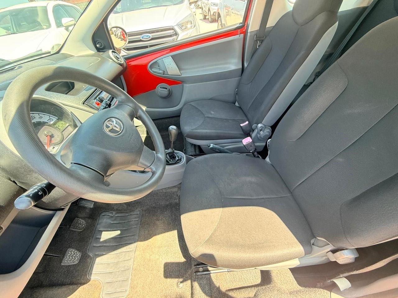 Toyota Aygo 1.0 12V VVT-i 3 porte