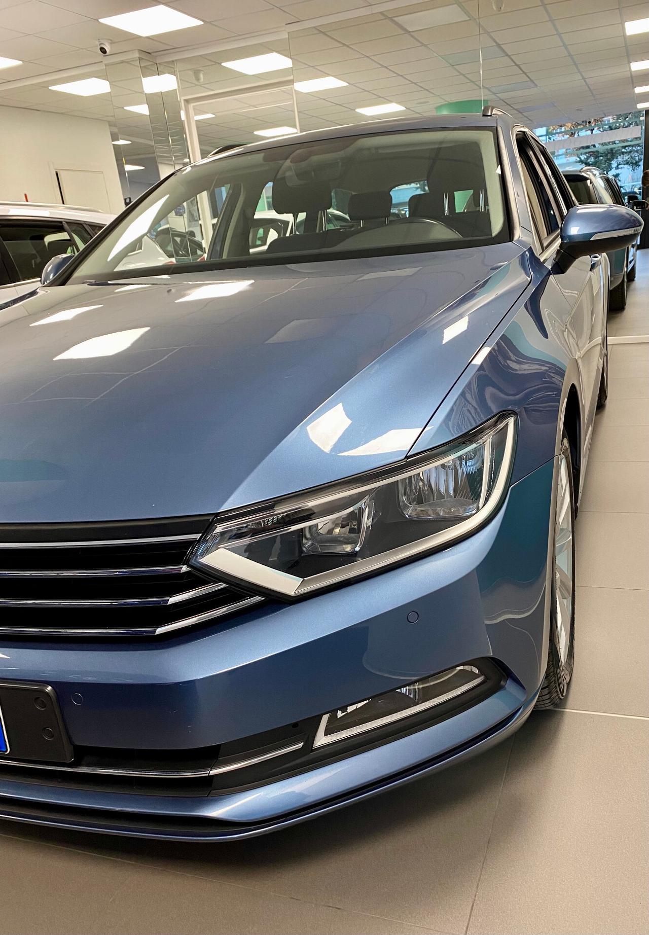 Volkswagen Passat Variant 1.6 TDI DSG Comfortline