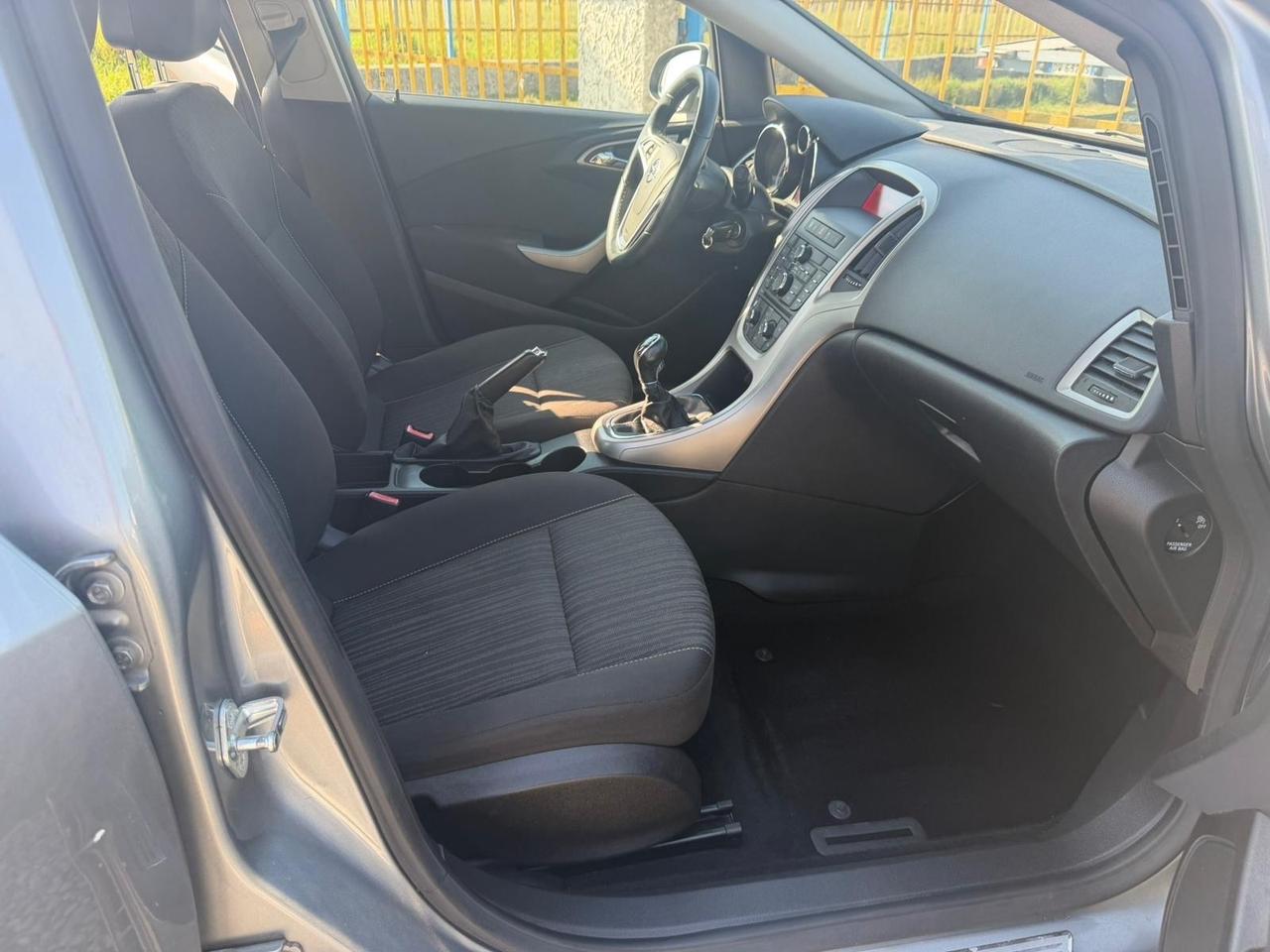 Opel Astra 1.4 16V Twinport 5 porte Enjoy