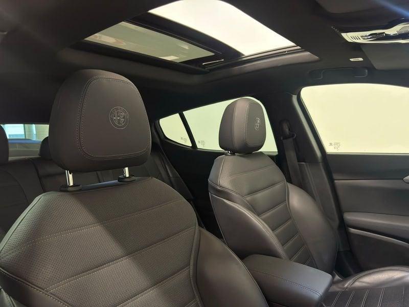 Alfa Romeo Tonale 1.3 280cv Plug in AT6 Speciale Q4 Tetto Apribile