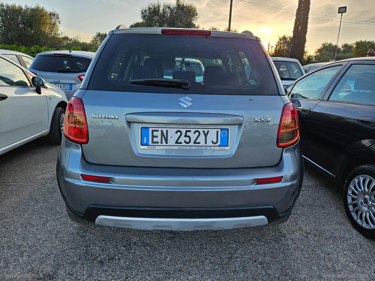 SUZUKI SX4 1.5 GL