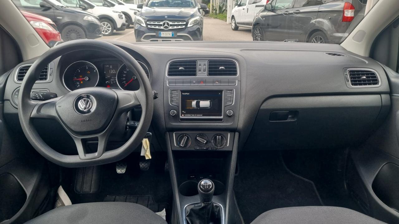 Volkswagen Polo 1.4 TDI 5p. Business-75CV-55-KW-