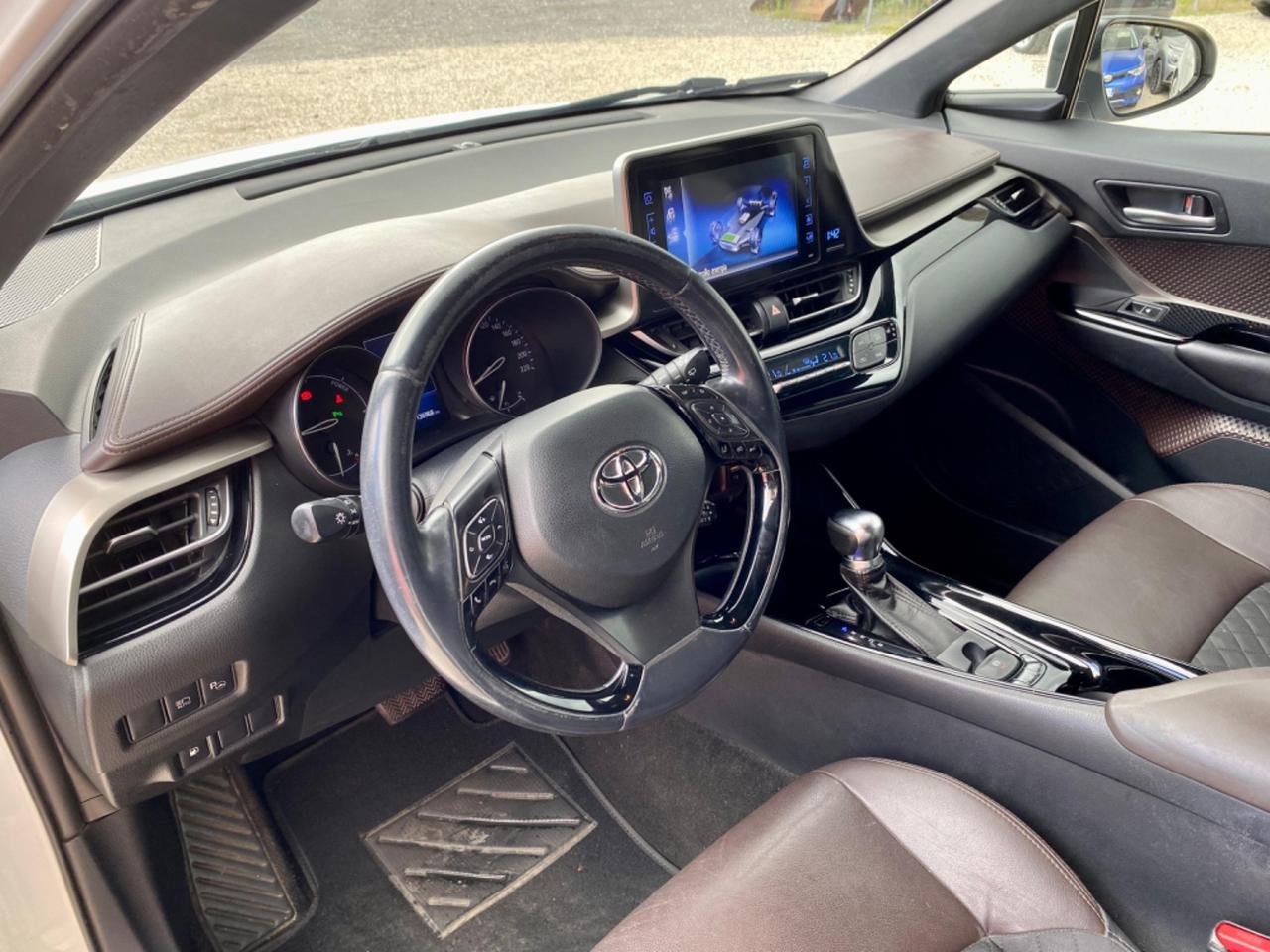 Toyota C-HR 1.8 Hybrid E-CVT Lounge