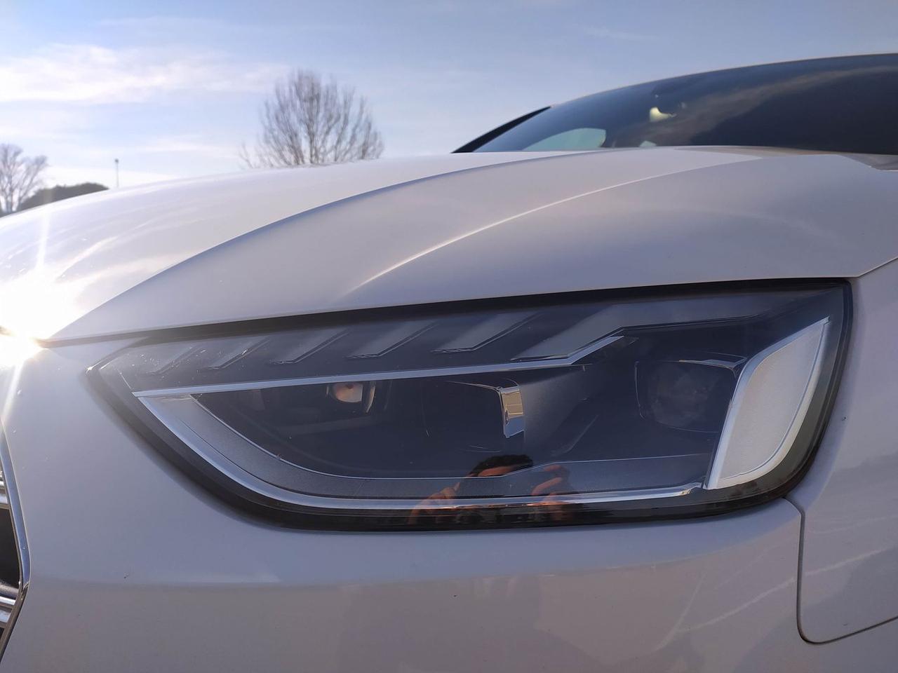 Audi A4 Business Advanced 2.0 35 TDI MHEV #8151