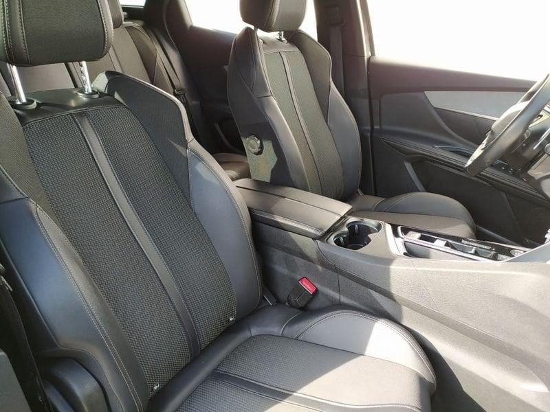 Peugeot 3008 130 hdi GT eat8 Promo FinAss2