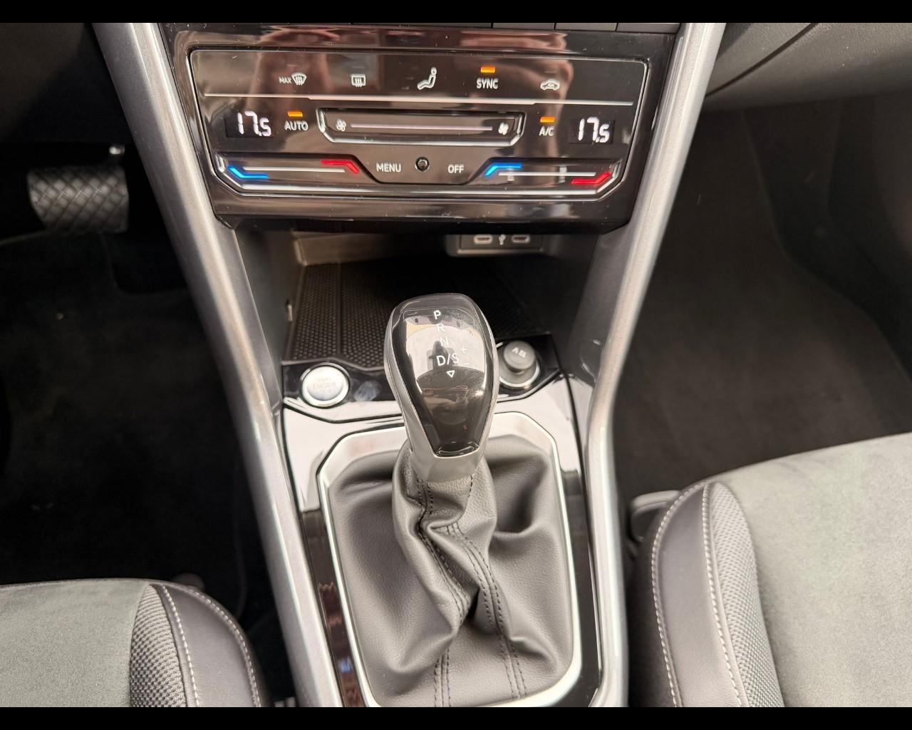 VOLKSWAGEN T-ROC 1.5 TSI STYLE DSG