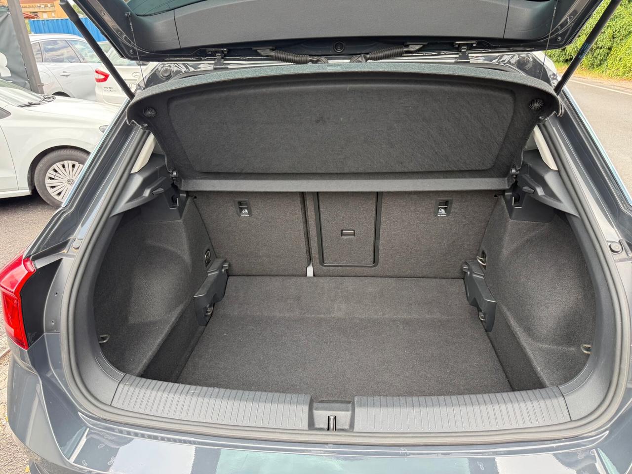Volkswagen T-Roc 1.6 TDI SCR - Superprezzo - Tutto incluso