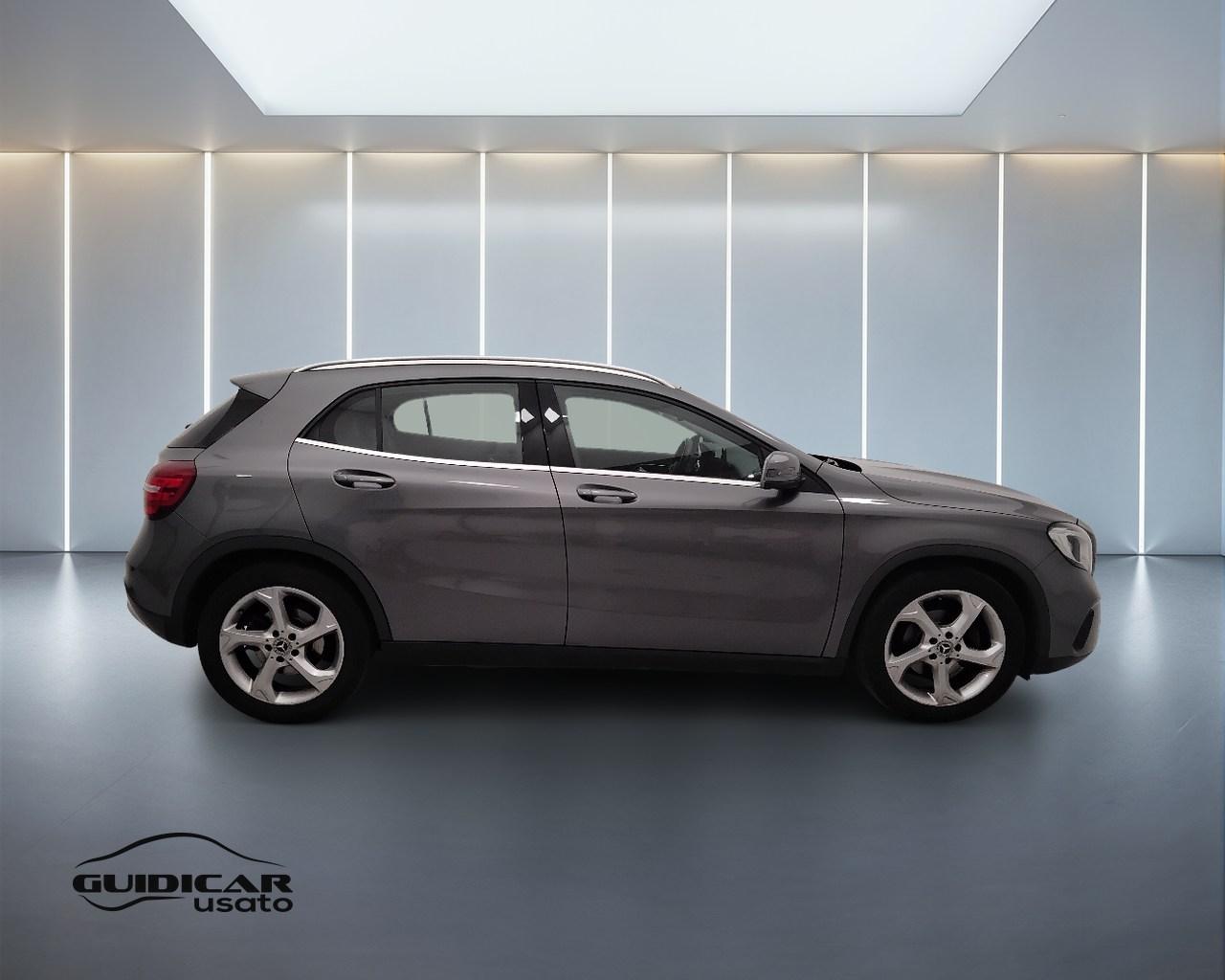 Mercedes-Benz GLA-X156 2017 - GLA 200 Sport auto