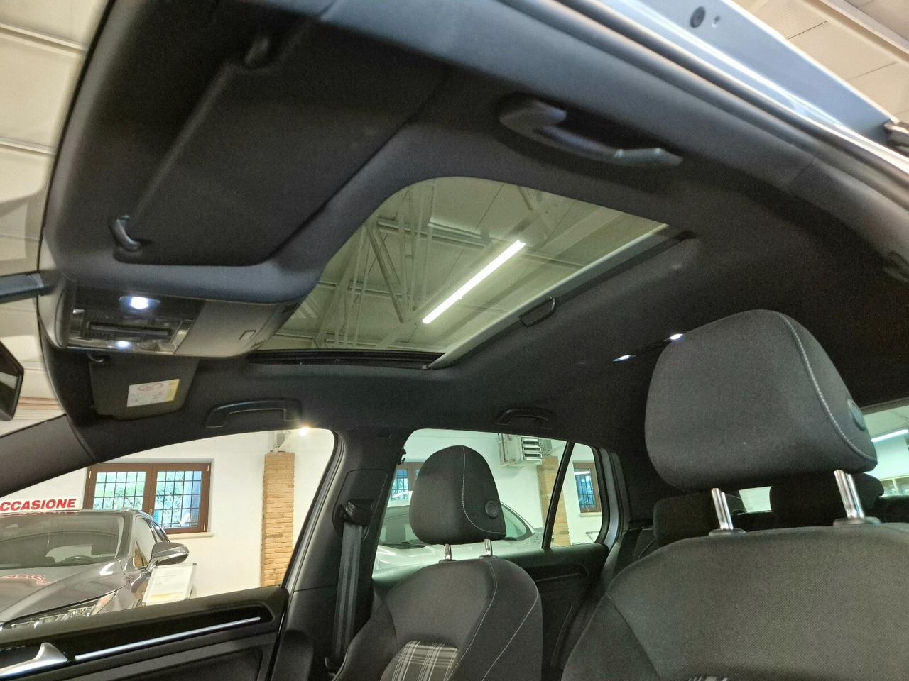 Volkswagen Golf GTD 2.0 TDI DSG 5p. BlueMotion Technology