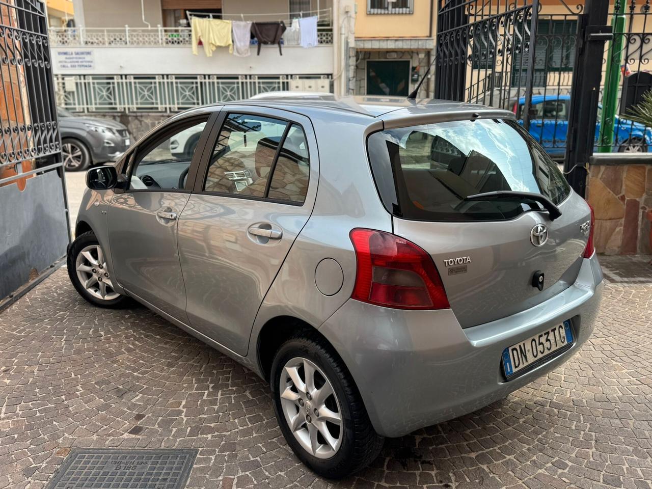 Toyota Yaris 1.4D Navi 5 porte