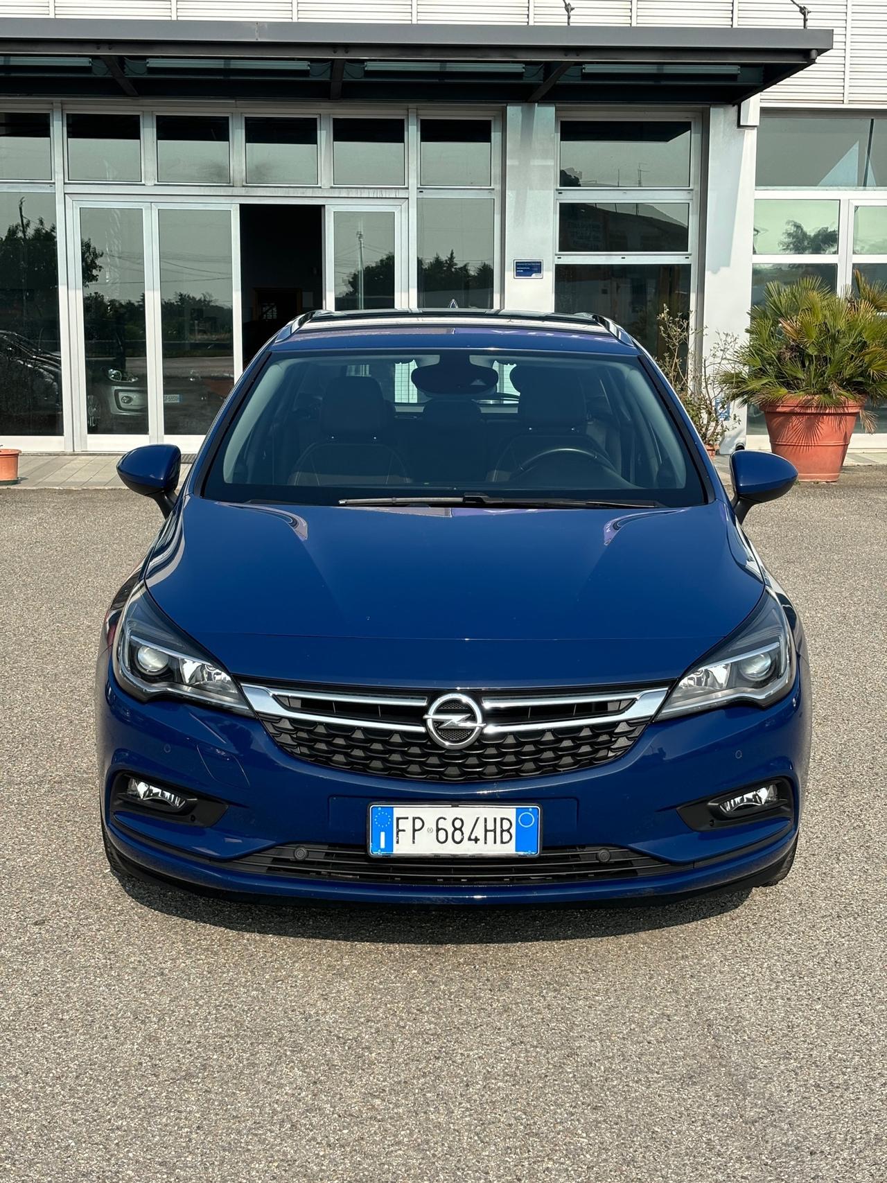 Opel Astra 1.6 CDTi Sports Tourer Innovation - 2018