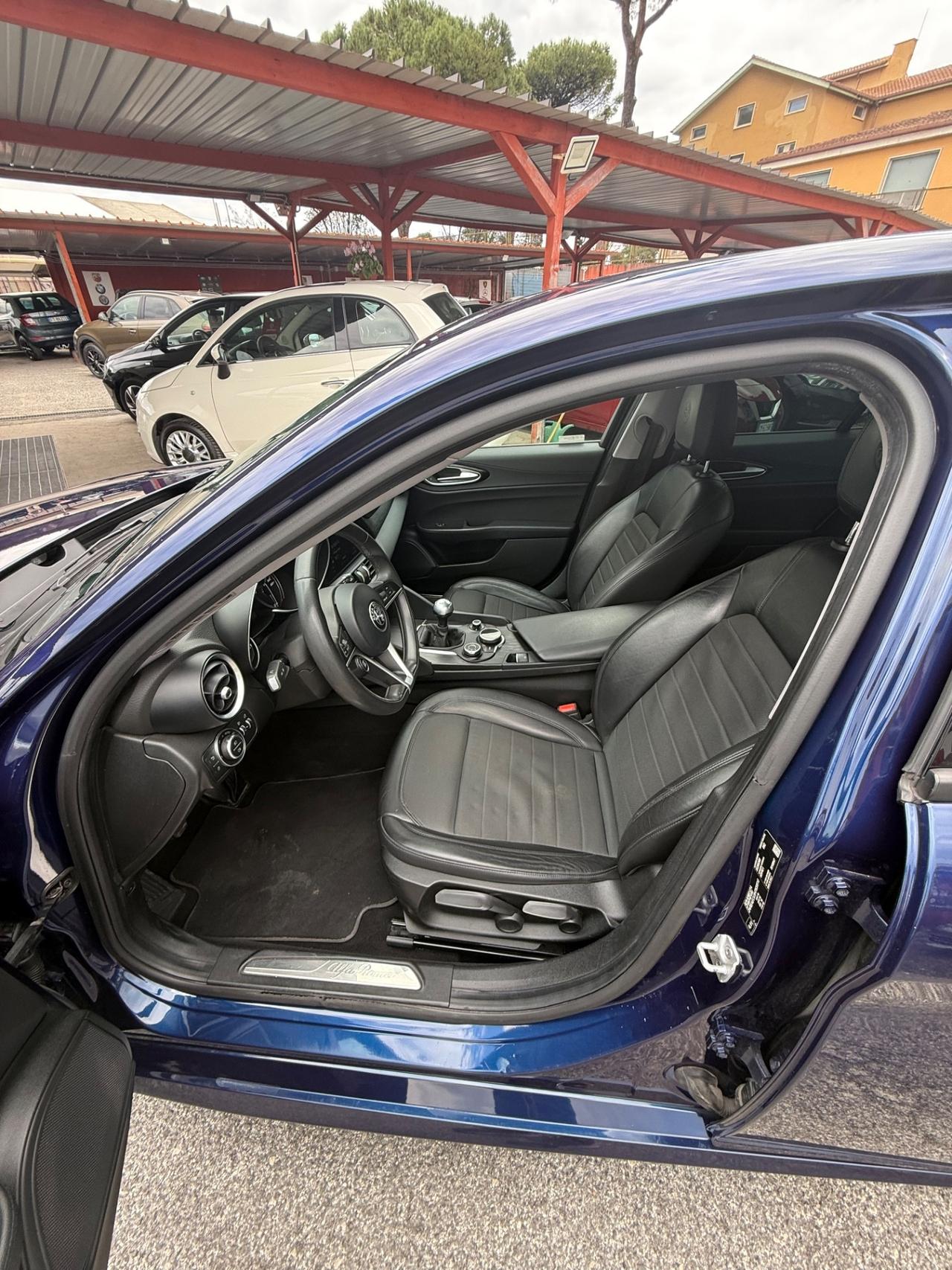 Giulia 2.2 180 CV- Sport-rate-garanzia-permute-E6