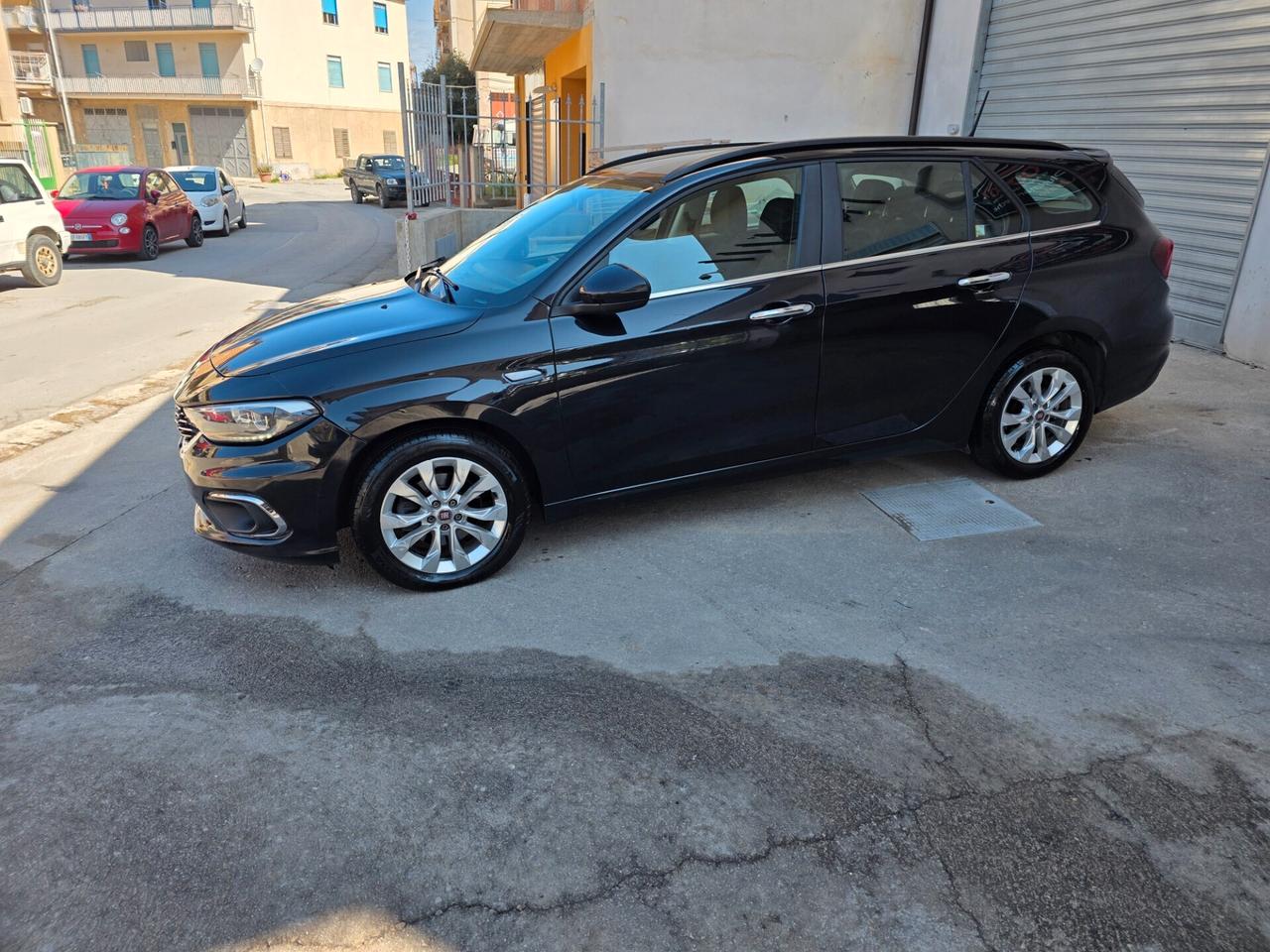 Fiat Tipo 1.6 Mjt S&S SW Lounge