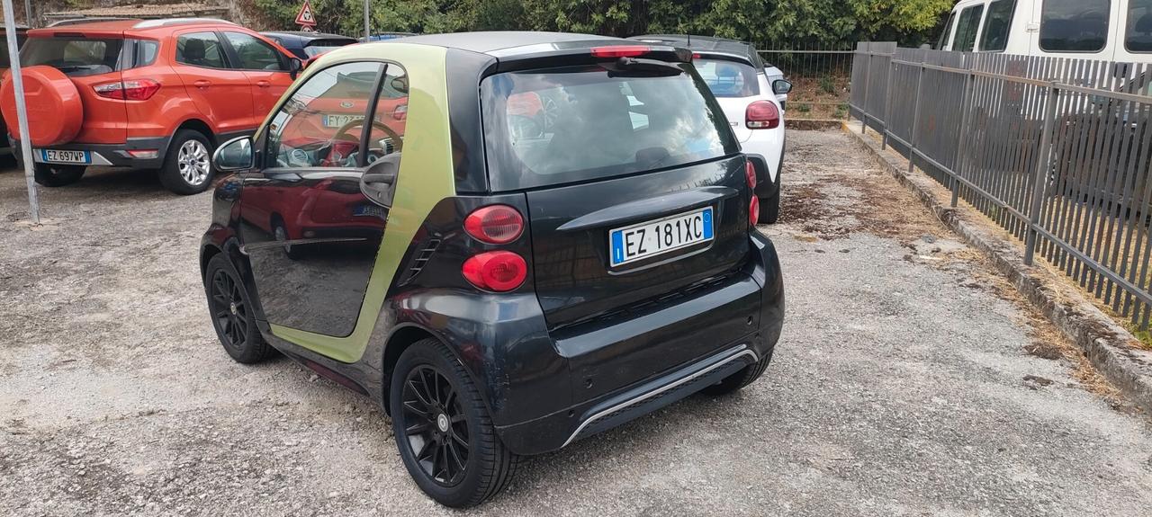 Smart ForTwo 1000 52 kW coupé passion