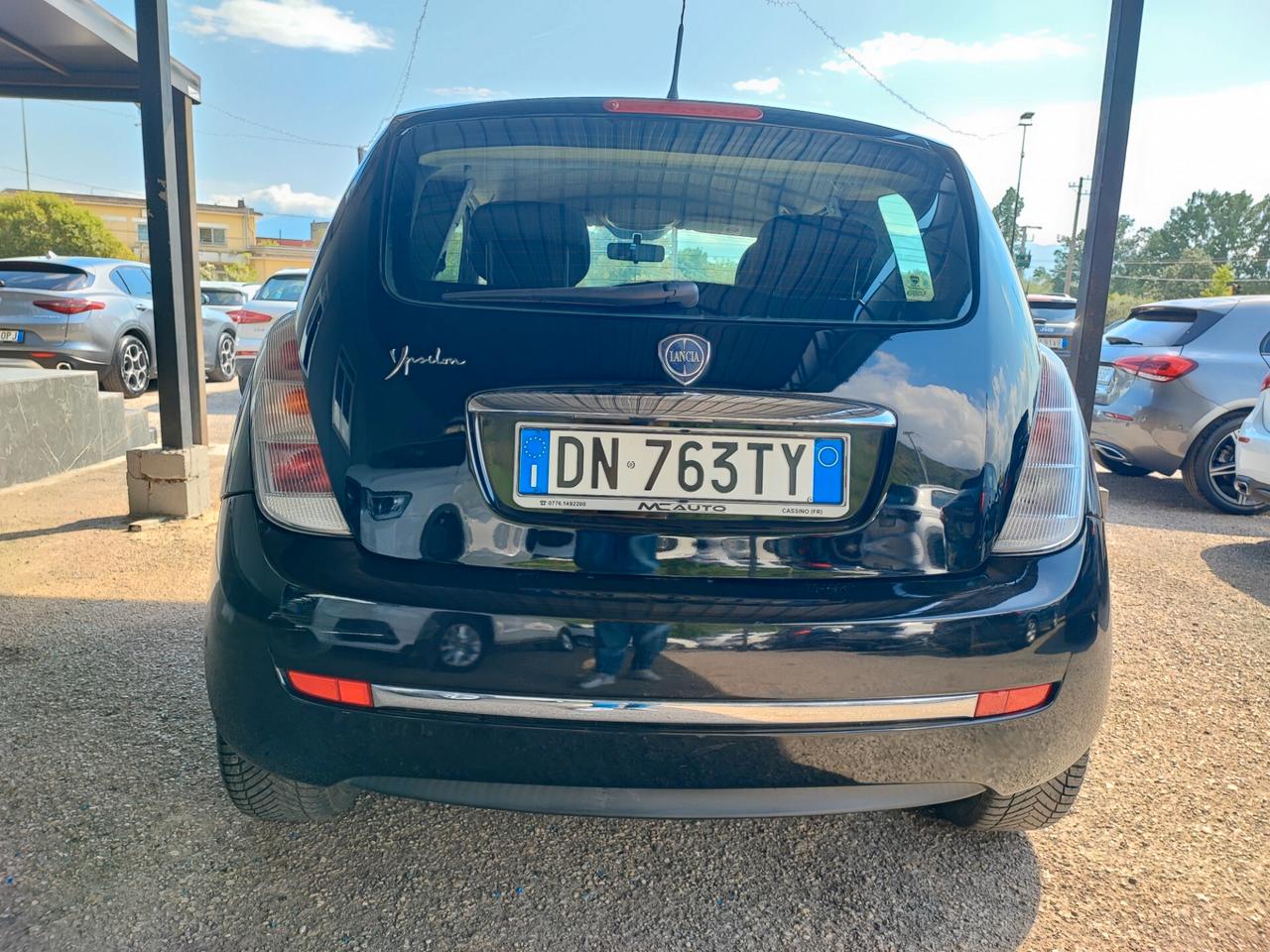 Lancia Ypsilon 1.2 Argento