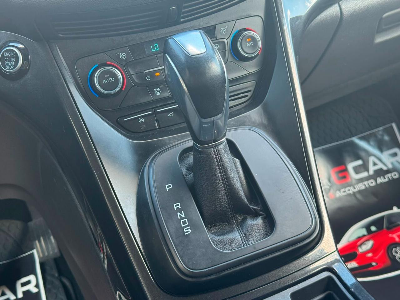 Ford Kuga 2.0 TDCI 150 CV S&S 4WD Powershift Vignale