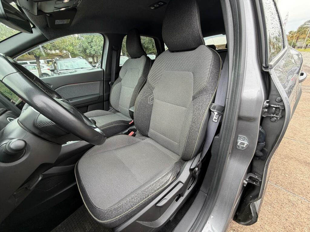 Renault Captur 1.6 Hybrid Techno E-Tech Auto