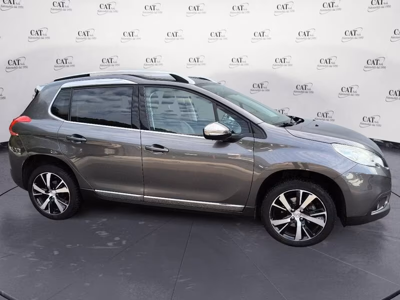 Peugeot 2008 PureTech Turbo 110 S&S Black Matt