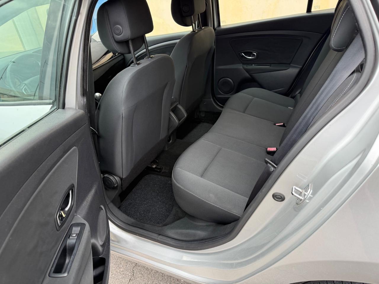 Renault Megane Mégane 1.5 dCi 110CV SporTour Attractive