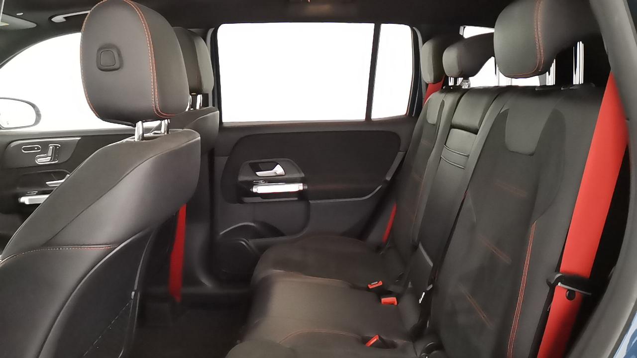 Mercedes-Benz GLB - X247 2019 - GLB AMG 35 4matic auto