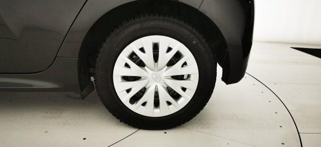 TOYOTA Yaris 1.5 Hybrid 5 porte Business