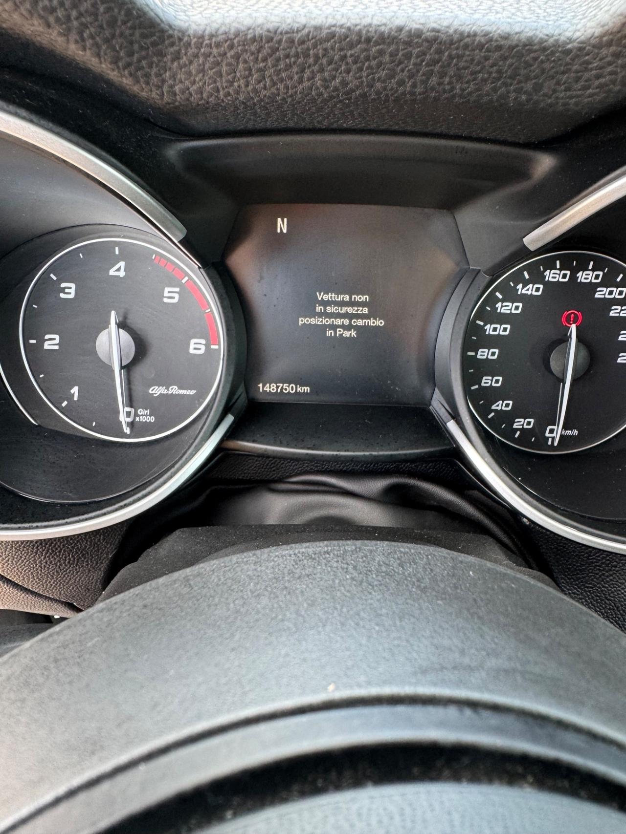 Alfa Romeo Stelvio 2.2 Turbodiesel 190 CV AT8 RWD Executive