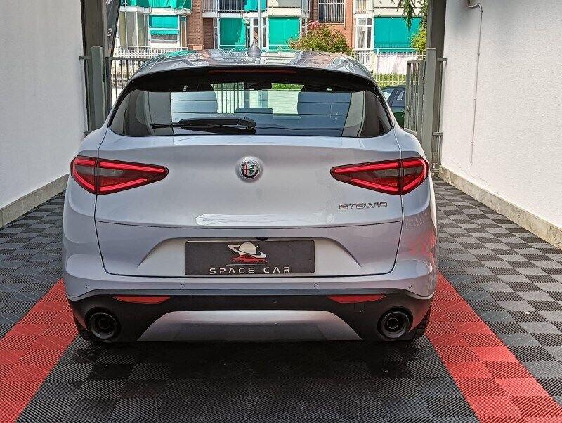 Alfa Romeo Stelvio Stelvio 2.2 Turbodiesel 160 CV AT8 RWD Business