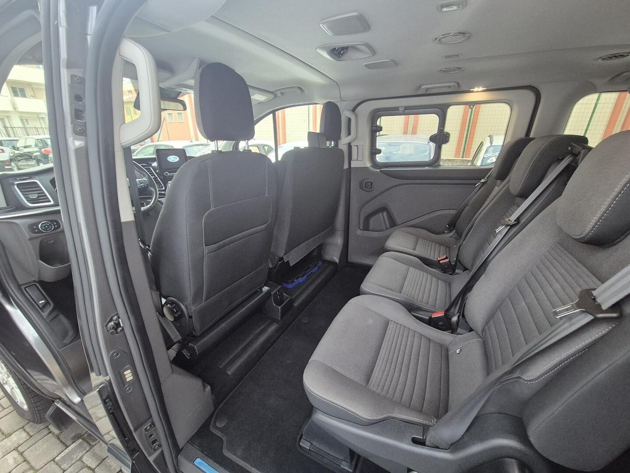 Ford Tourneo Custom 320 2.0 EcoBlue 185CV aut. PC