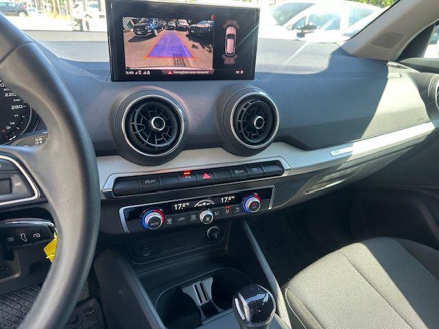 AUDI Q2 30 TDI S tronic Business Plus