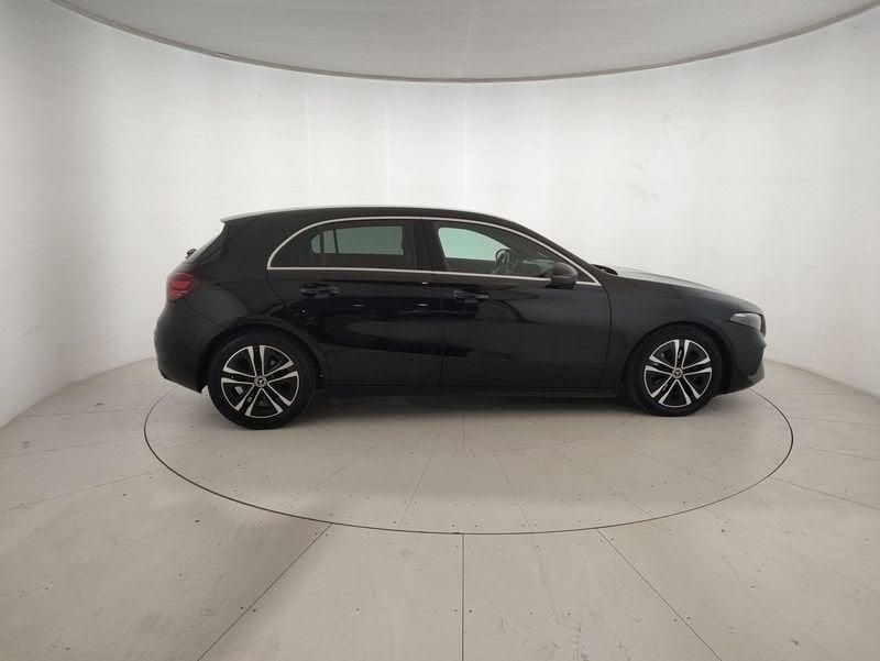 Mercedes-Benz Classe A A 180 d Progressive Advanced auto