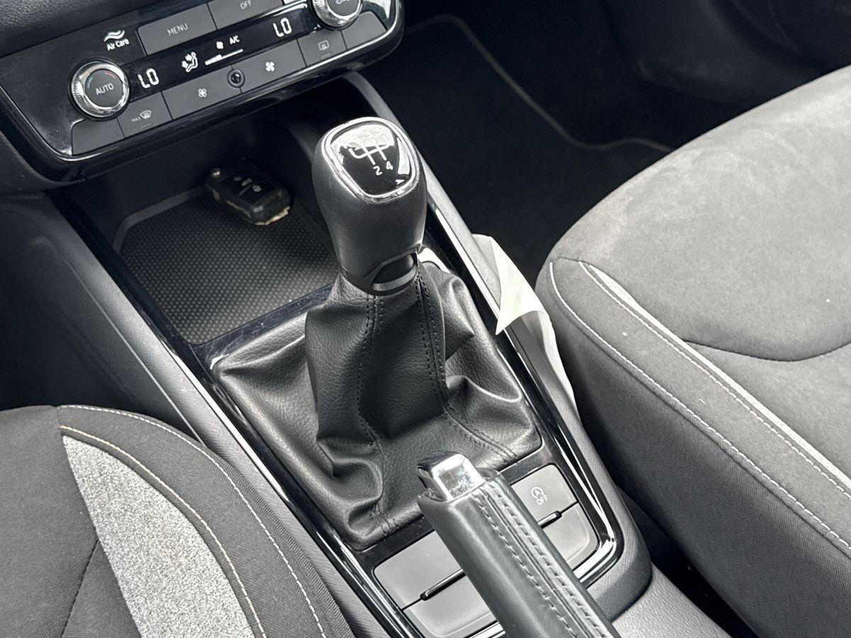SKODA Kamiq 2024 - Kamiq 1.0 tsi Selection 95cv