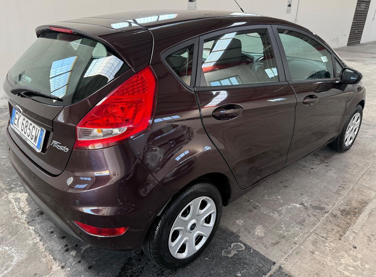 Ford Fiesta 1.4 TDCi 70CV 5 porte - 2011