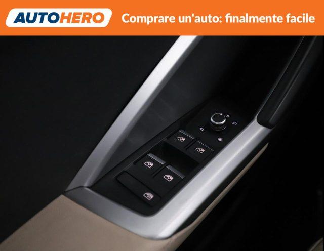 AUDI Q3 35 TFSI S tronic S line edition