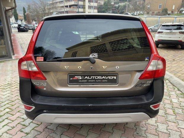 VOLVO XC70 D5 AWD kin