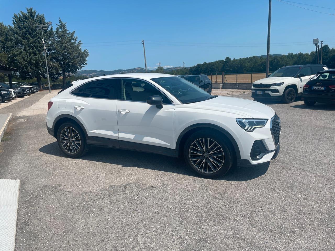 Audi Q3 SPB 35 TDI S tronic Business Plus