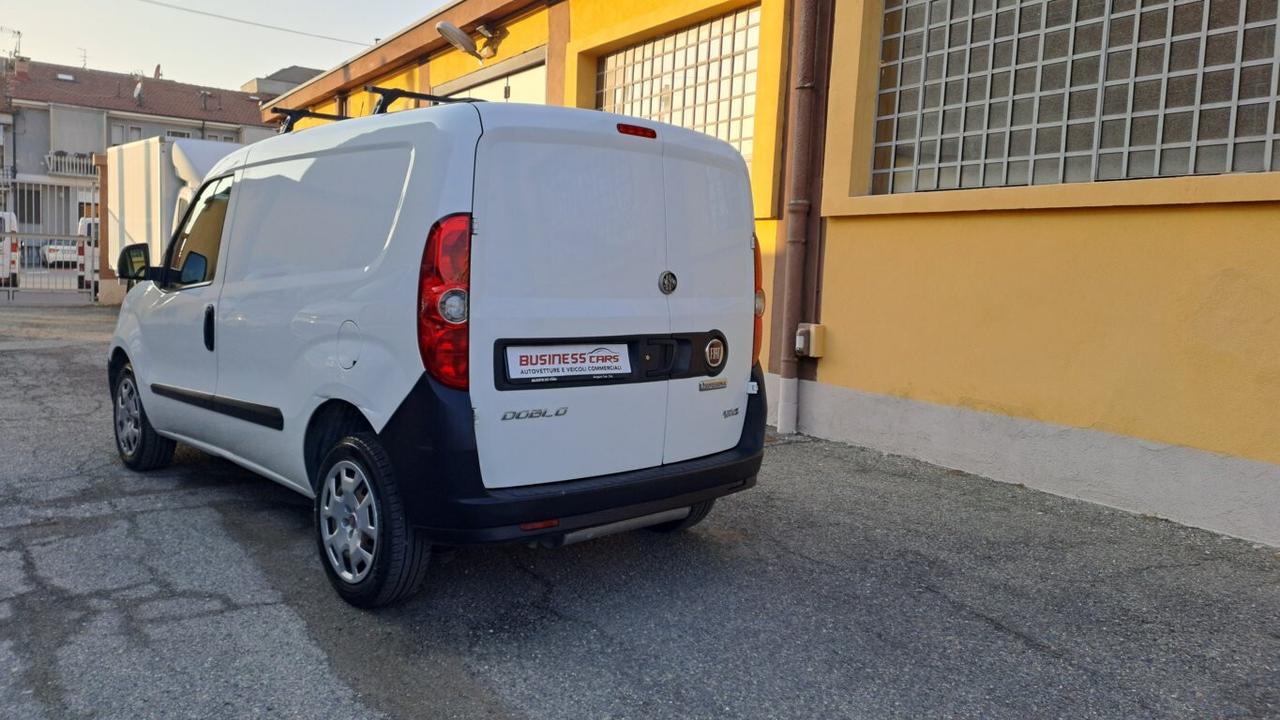 FIAT DOBLO' 1.4 T-JET NATURAL POWER LOUNGE- KM. 73000 - SCAD. BOMBOLE 01/2028 RINNOVABILI!