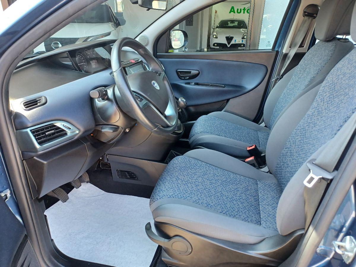 LANCIA - Ypsilon - 1.0 FireFly 5p. S&S Hybrid Oro