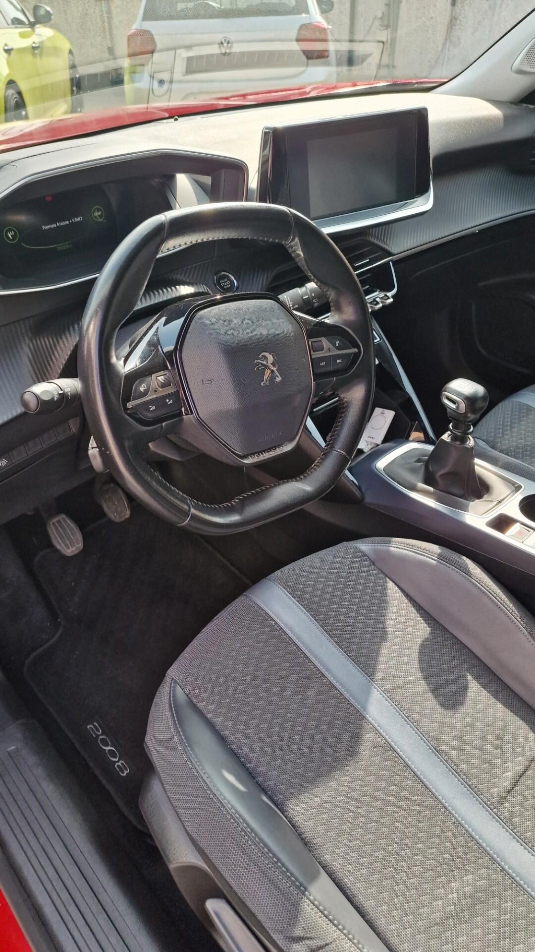 Peugeot 2008 PureTech 130 S&S Allure